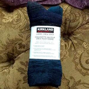 WEEKEND SALE 🎄NEW Kirkland ❄️ Merino Wool 4 pairs socks